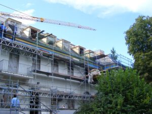 Bauzustand nach Erneuerung des Dachtragwerkes